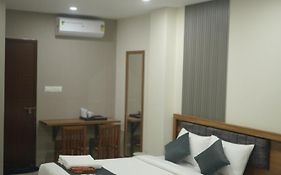 Cruz Inn Calicut